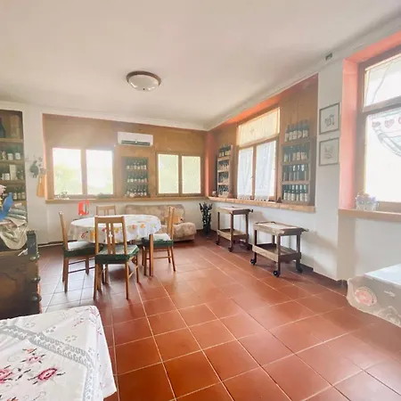 Le Ginestre Alghero Bed & Breakfast
