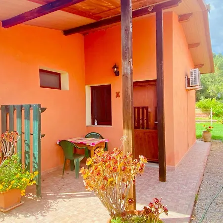 Le Ginestre Alghero Bed & Breakfast